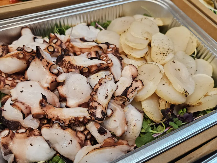 칠순잔치케이터링 문어 슬라이스 접시 서울
